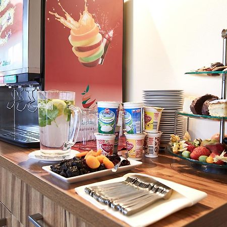 Hotel Colibra Warsaw Luaran gambar