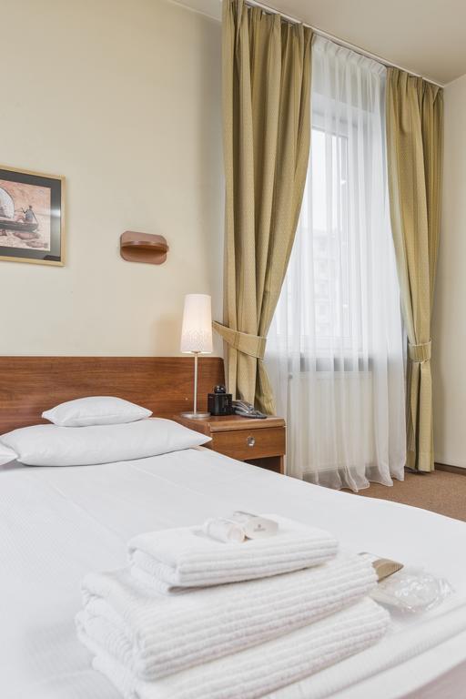 Hotel Colibra Warsaw Luaran gambar