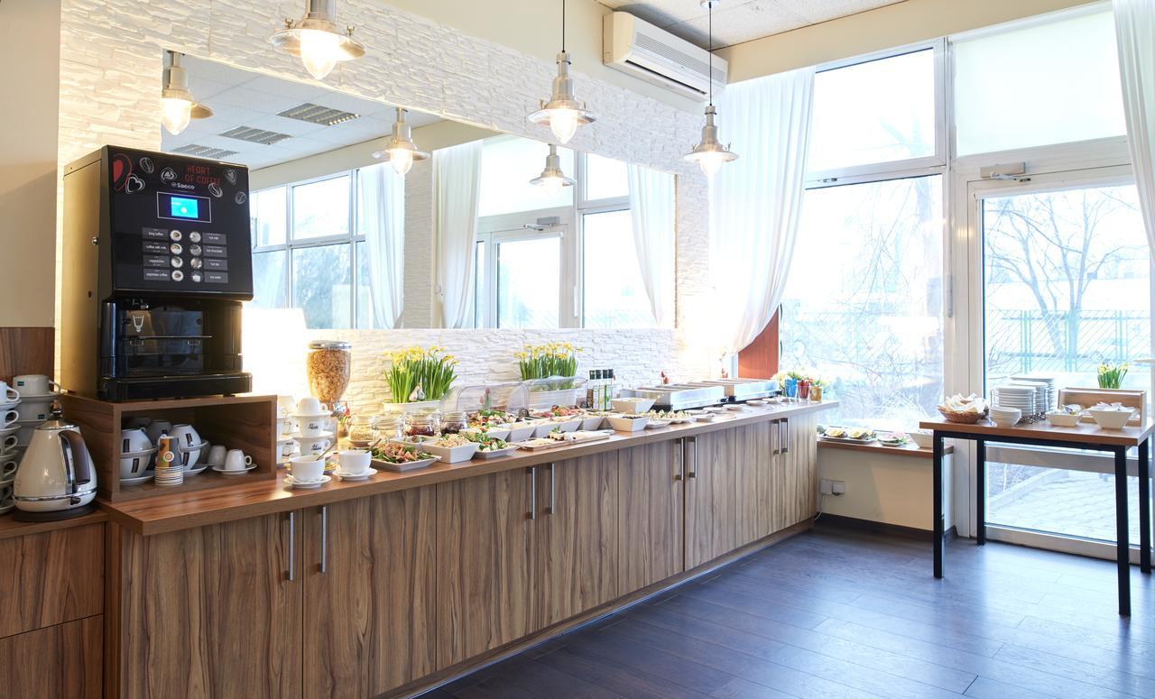Hotel Colibra Warsaw Luaran gambar
